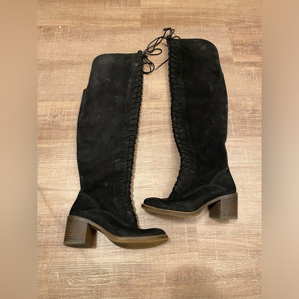 Black leather laced up boots